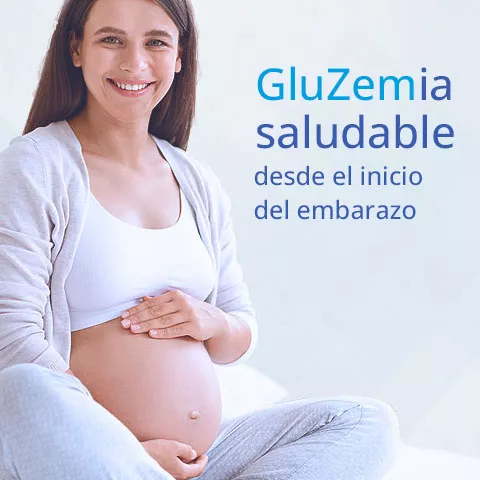 Ovusitol Gluzem Primer plano de una chica joven embarazada